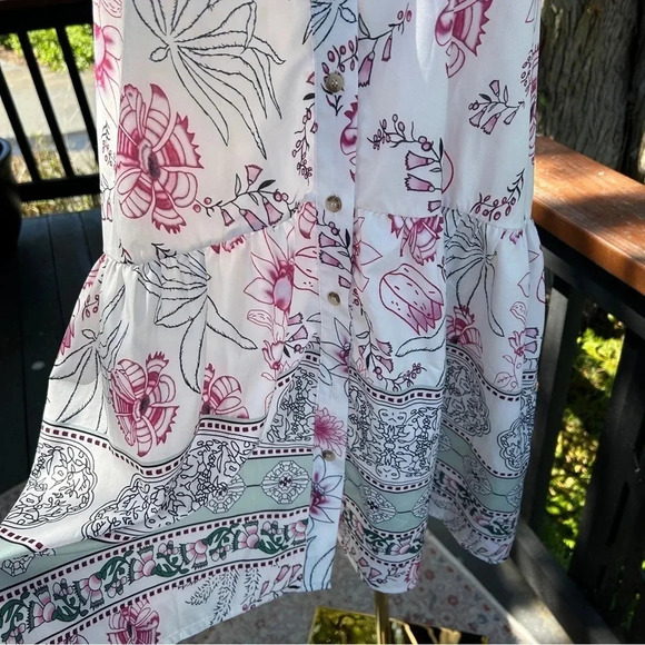 Women’s Floral Boho Print Button Down Collared Short Sleeve Dress / Size Medium - Picture 6 of 6